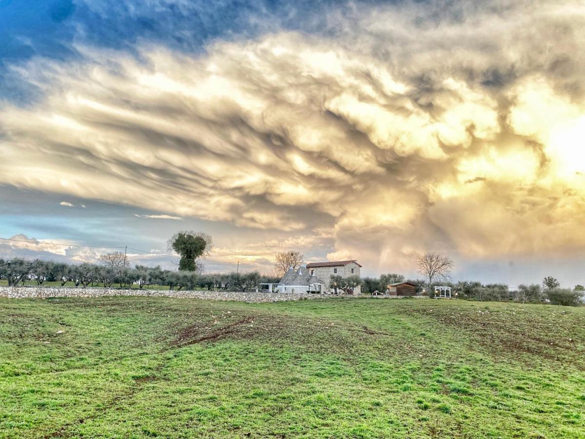 Trulli Caroli Hotel Locorotondo Exterior foto